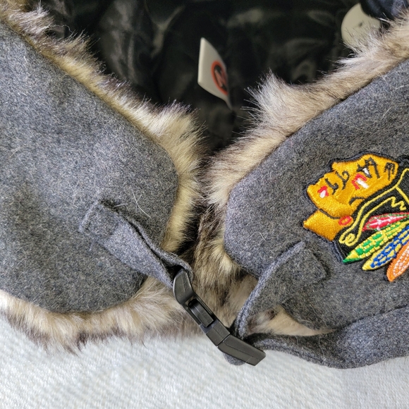 NWT NHL Zephyr Colorado Collection Chicago Blackhawks Wool Blend Ear Flaps Hat - Picture 3 of 6